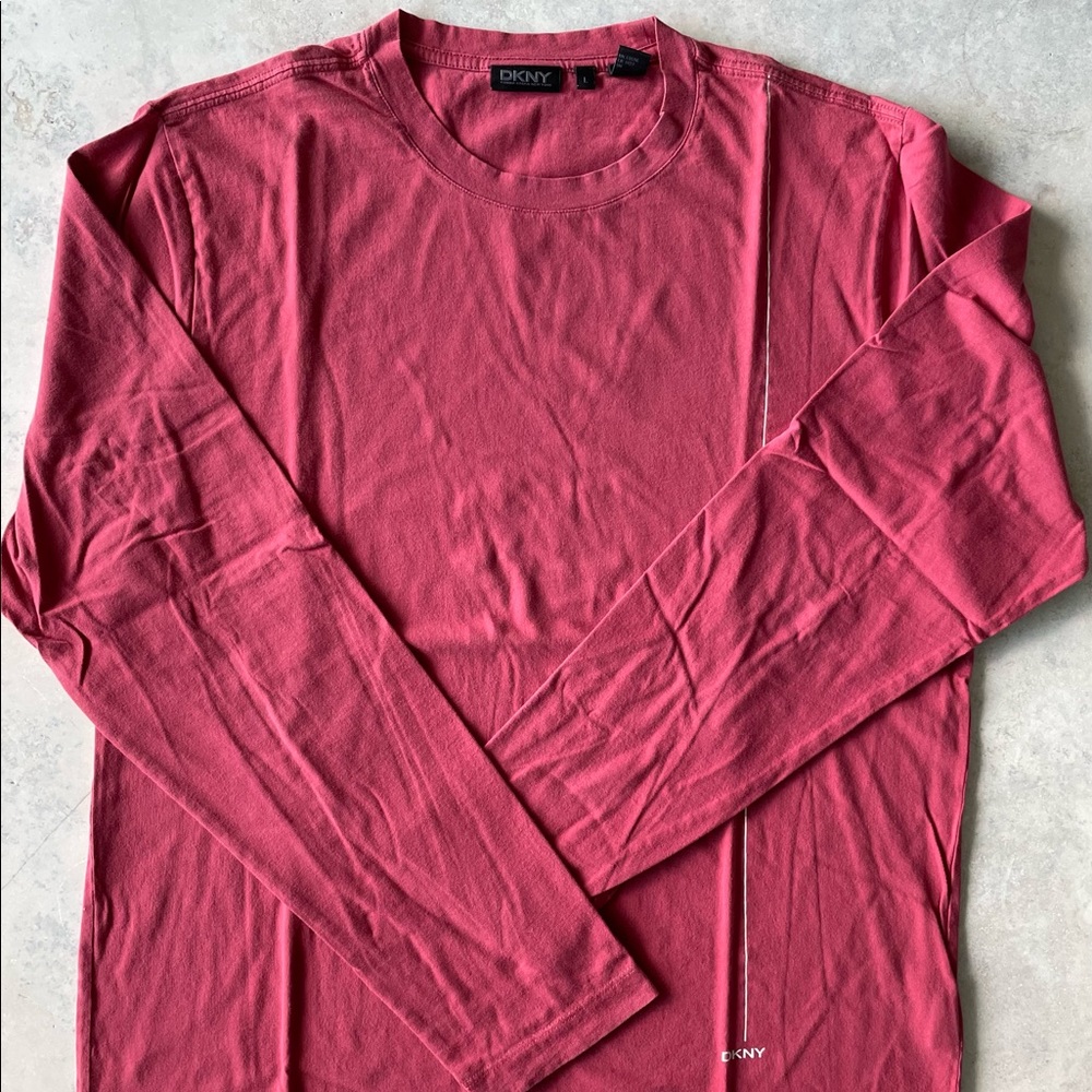 DKNY Donna Karan New York Long Sleeve T-Shirt